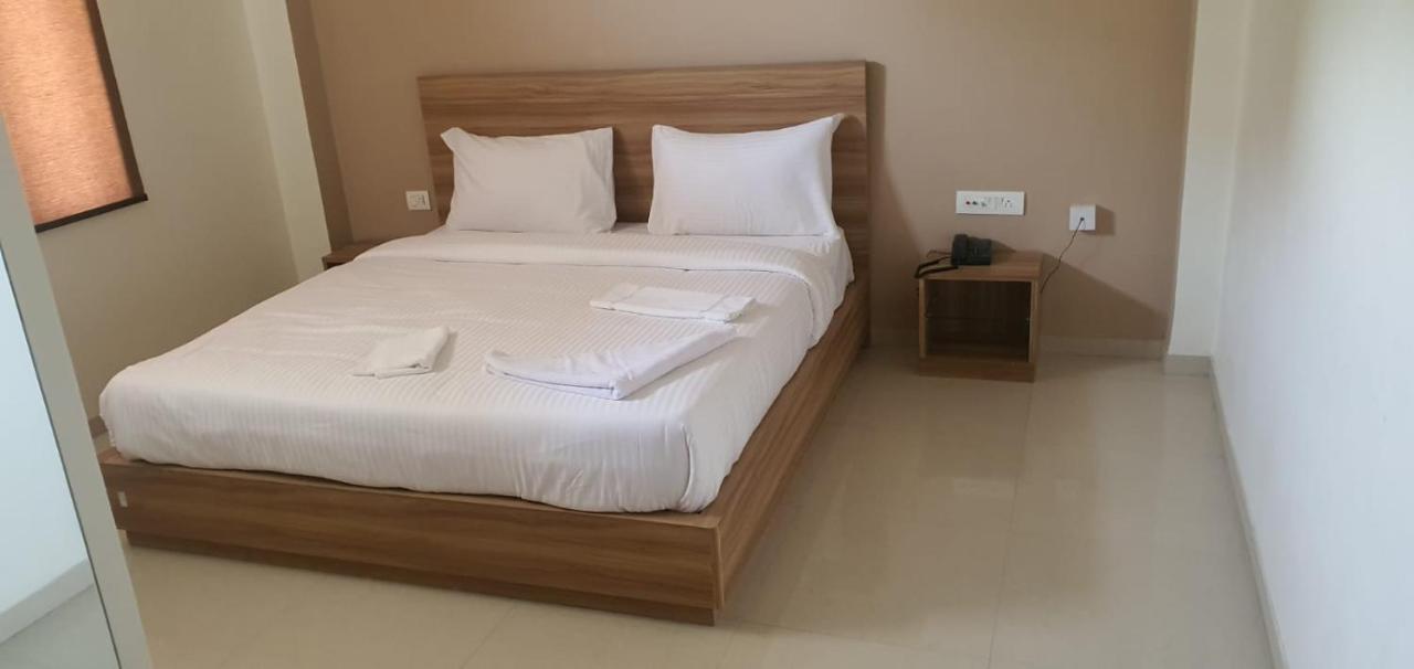 Hotel Oxus Jaipur Buitenkant foto